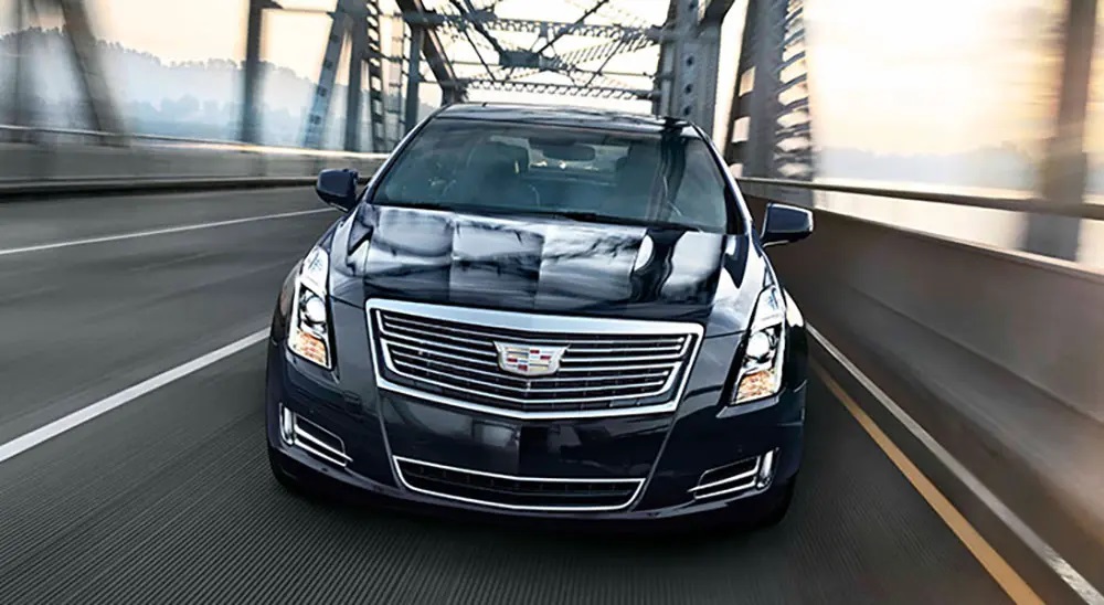 CADILLAC-XTS-LUXURY-SEDAN